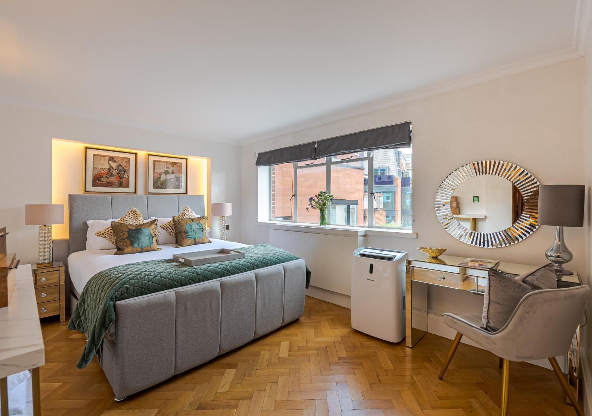 Modern Knightsbridge Apartment With Balcony Overlooking Harrods Prime Location Londres Exterior foto